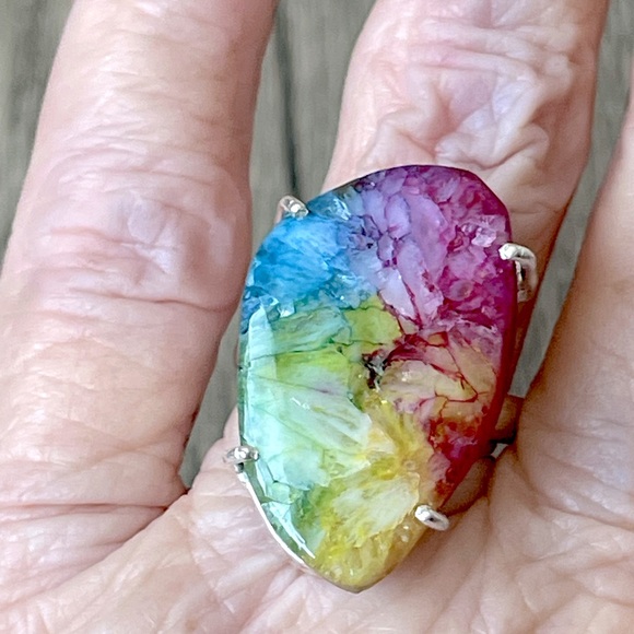 Rainbow Solar Quartz Ring - Picture 4 of 8